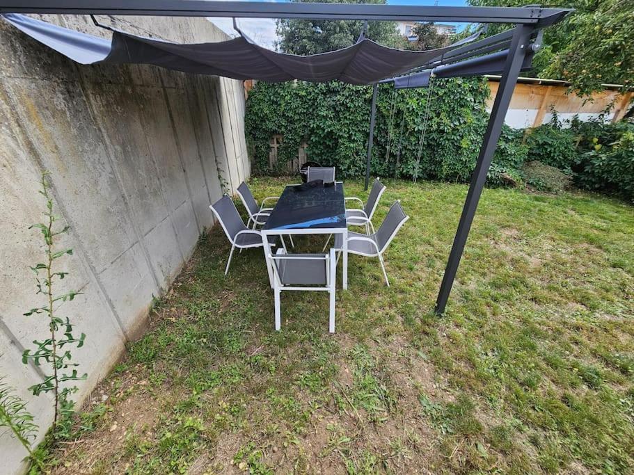 Apartamento Le 14b Saint-Priest (Rhone)